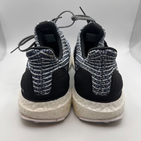 Adidas UltraBOOST Parley Running Shoes - Men's US 8 - Picture 4 of 9